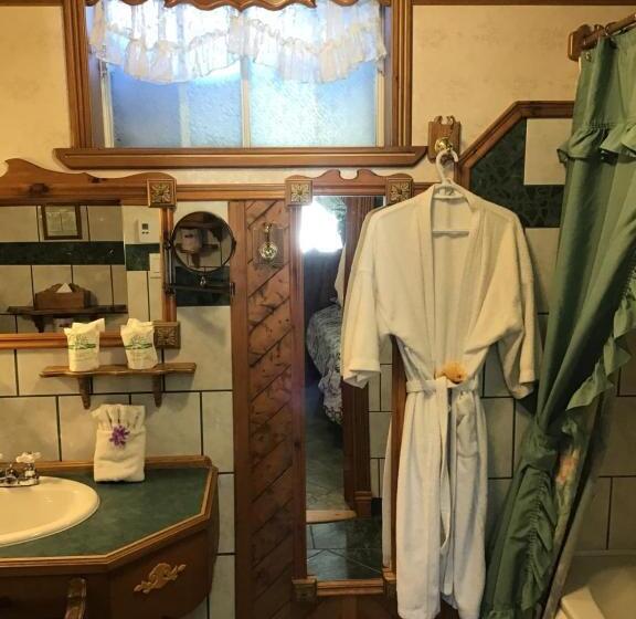 ファミリールーム, Auberge La Cote D Or
