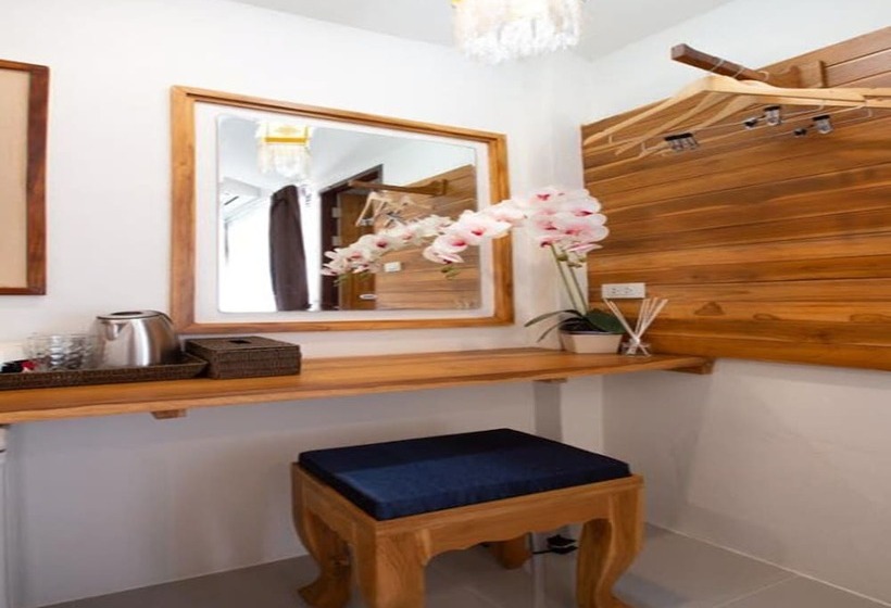 Superior Room, Anumat Premium Budget