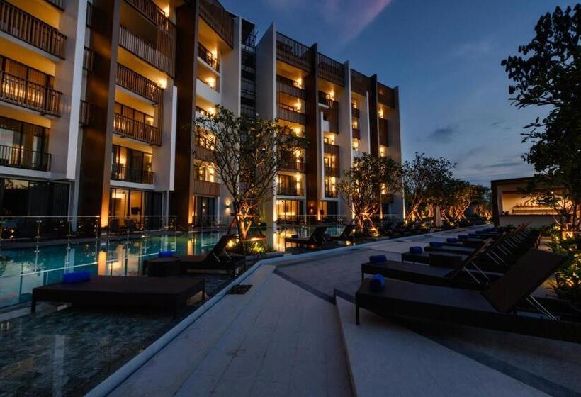 자쿠지 스위트, Isanook Resort & Suites Hua Hin