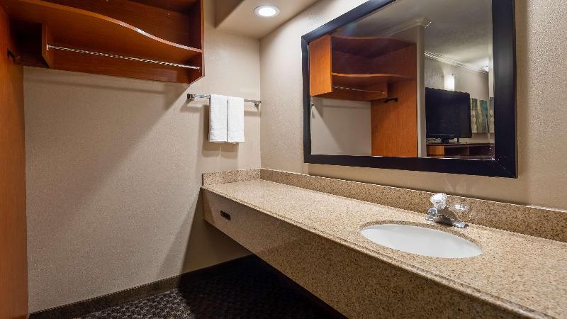 스위트, Isanook Resort & Suites Hua Hin