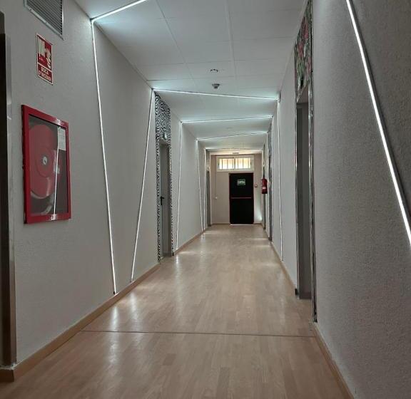 Апартаменты 1 Спальня, Aparthotel Montcada