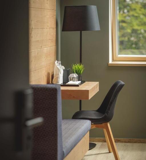 Deluxe room with river view, Boutique Hotel Sunrose 7   Gourmet & Spa