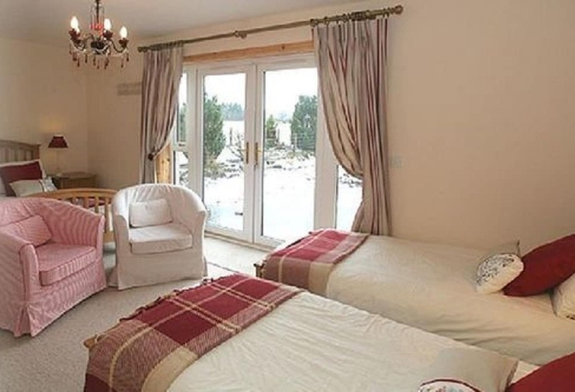 Семейный Номер, Carndaisy House
