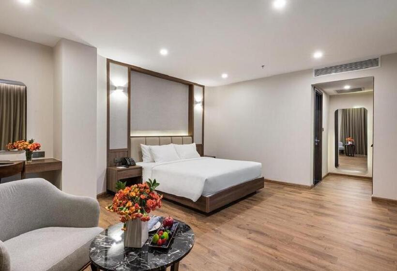 اتاق لوکس با چشم‌انداز باغ, Sunset Beach Resort And Spa