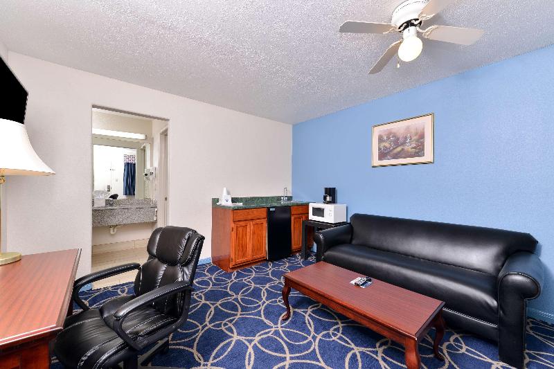 带大床的复式套间, Americas Best Value Inn And Suites Houston/northwest Brookhollow