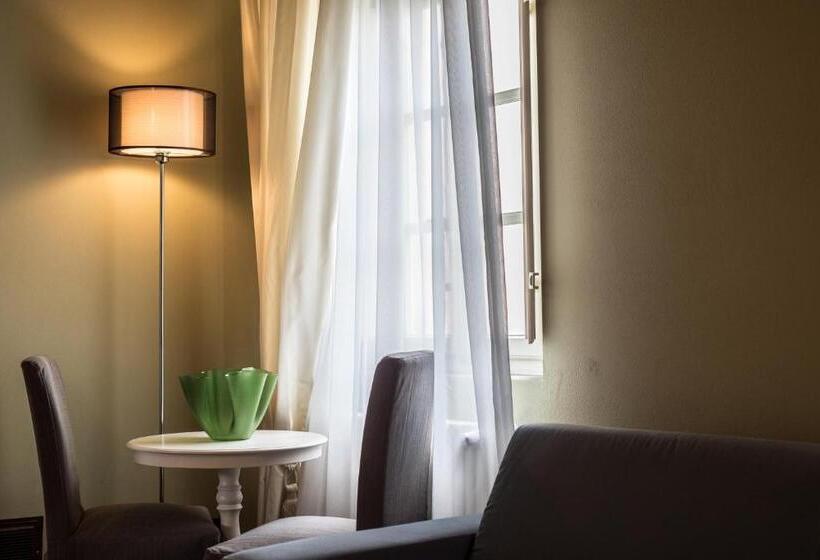 سوییت, B&b Residenza Di Via Fontana
