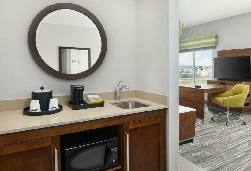 스위트 킹사이즈 침대, Hampton Inn Odessa Trinity