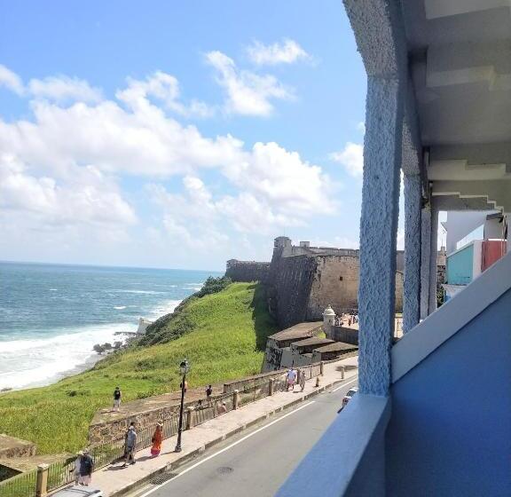 اتاق استاندارد با بالکن و چشم‌انداز دریا, La Capitana Old San Juan Building