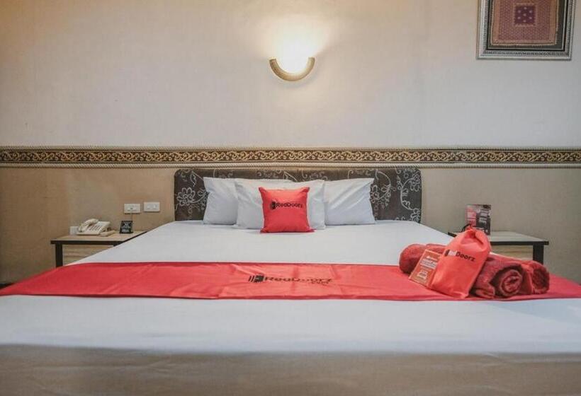 Номер Deluxe, Reddoorz Plus @ Tanjung Karang Lampung 2