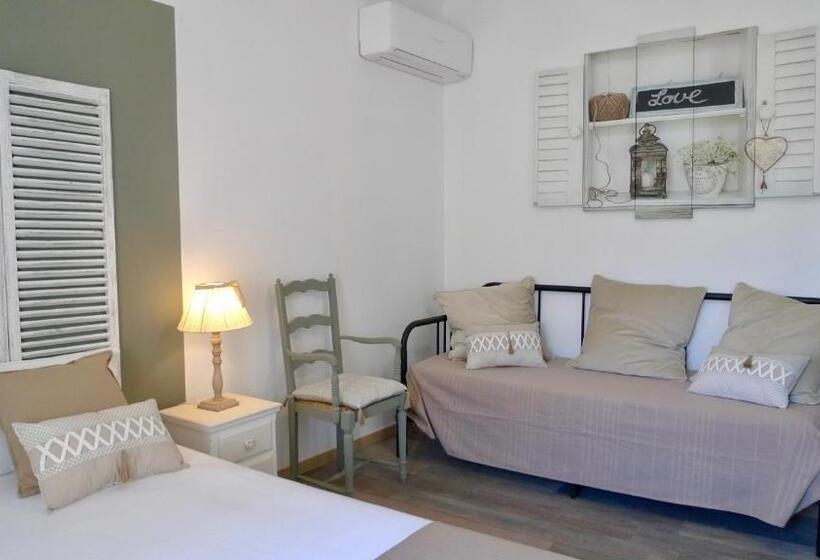 Четырехместный Номер Стандарт, O 36 Rempart Sud B&b