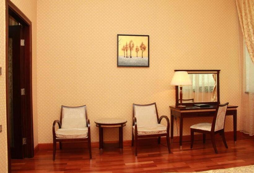 اتاق استاندارد یک نفره, Taj Palace
