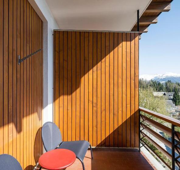 标准间带阳台, Hôtel Historique Chez Elsy   Crans Sapins