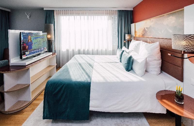 Трехместный Номер Deluxe, Leonardo Hotel Zurich Airport