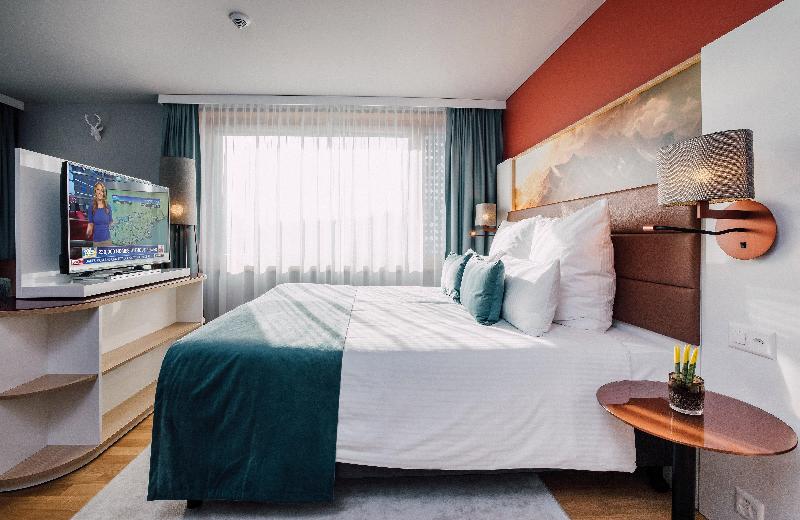 Номер Deluxe, Leonardo Hotel Zurich Airport