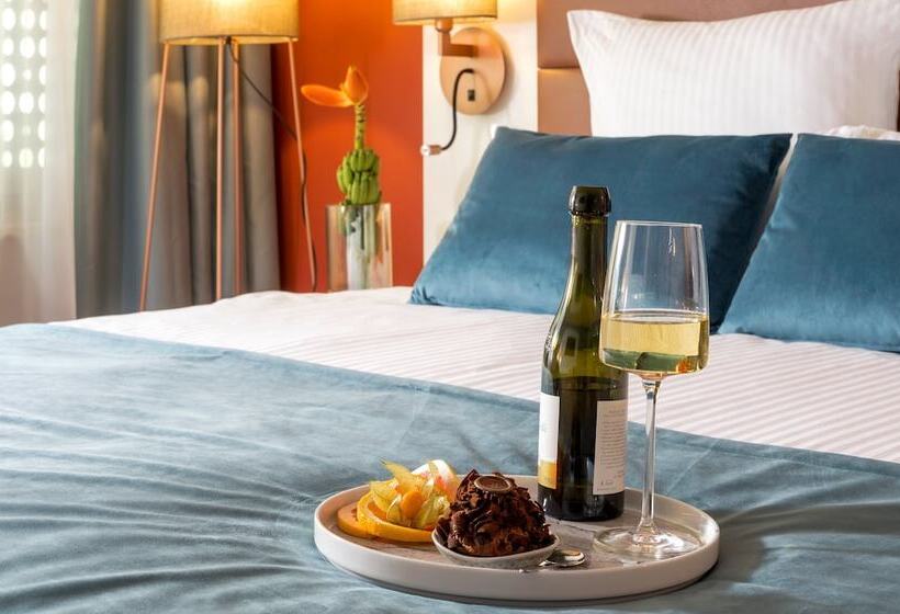 Quarto deluxe, Leonardo Hotel Zurich Airport