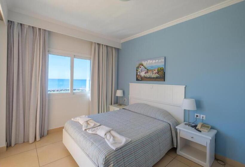 带海景的标准房, Athina