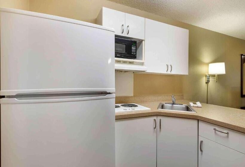 Студия Стандарт, Extended Stay America Suites  Kansas City  South