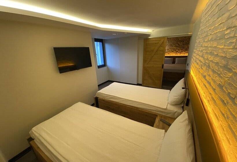 سوییت خانوادگی, Afflon Hotels Loft City