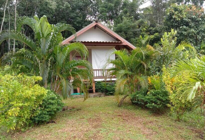 Standard Bungalow Garden View, Cha Bungalow