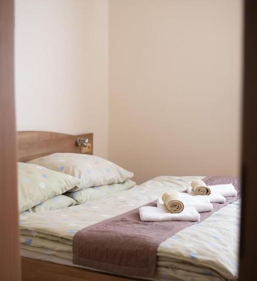 패밀리 스위트, Guest House Fleurs