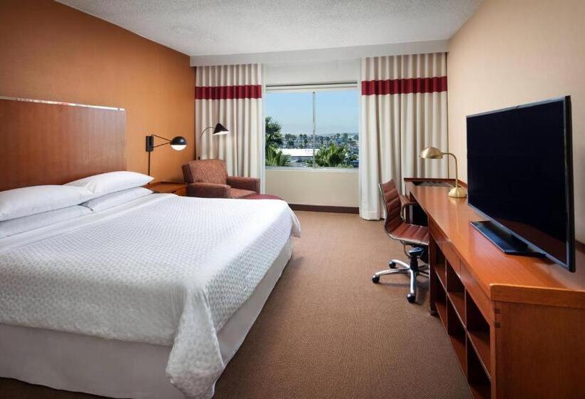 스탠다드 룸 킹사이즈 침대, Four Points By Sheraton Los Angeles International Airport