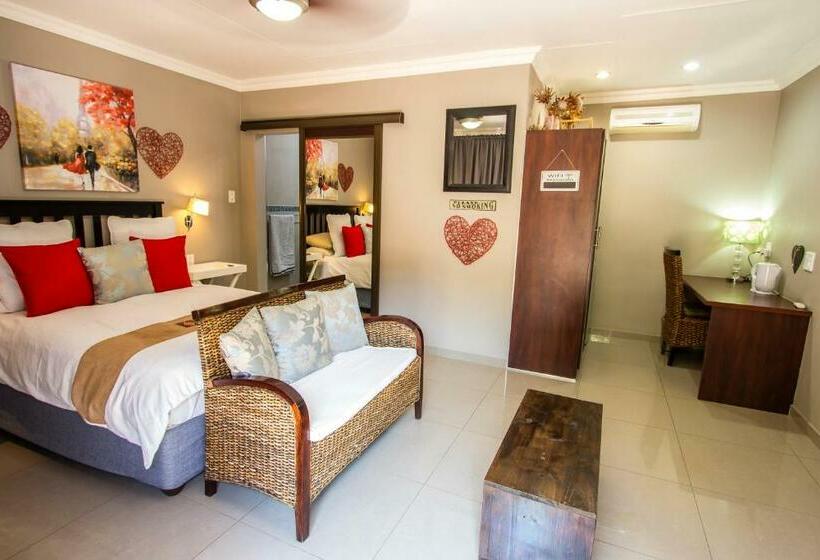 Номер Deluxe, New Bali Guesthouse