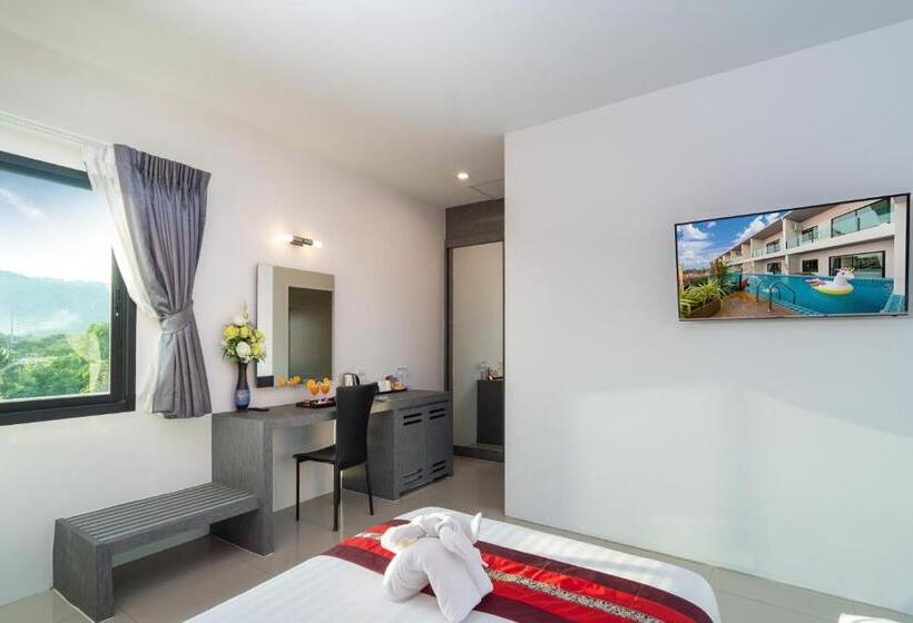 اتاق لوکس با چشم‌انداز استخر, The Thames Pool Access Resort & Villa   Sha Extra Plus