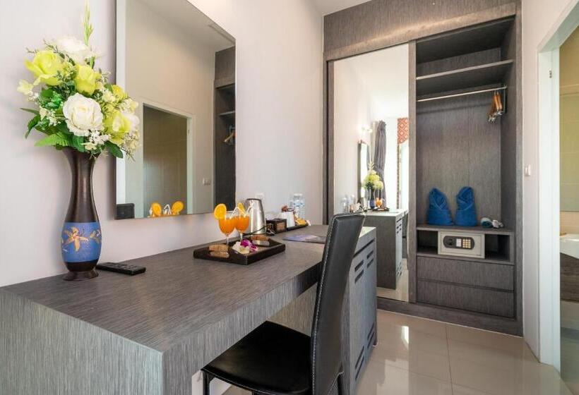 Habitació Deluxe Vista Piscina, The Thames Pool Access Resort & Villa   Sha Extra Plus