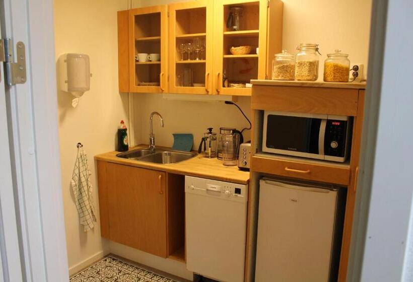 标准间, Stekhuset B&b