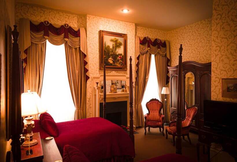 Номер Стандарт 2 Двуспальные Кровати, The Guest House Historic Mansion