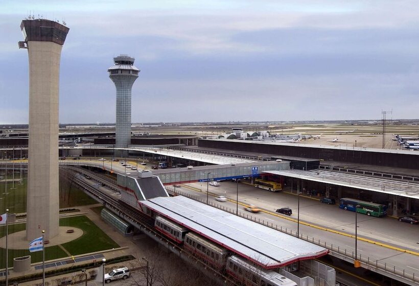 带2个双人床的标准工作室, Hilton Chicago O'Hare Airport