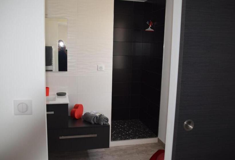 Номер Стандарт, La Villa 13&15