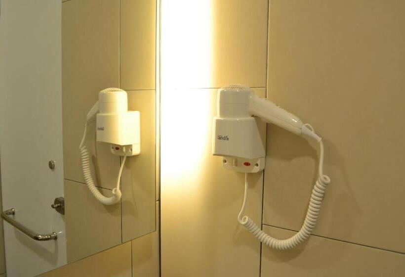 חדר סטנדרט, U Design Hotel Mentakab