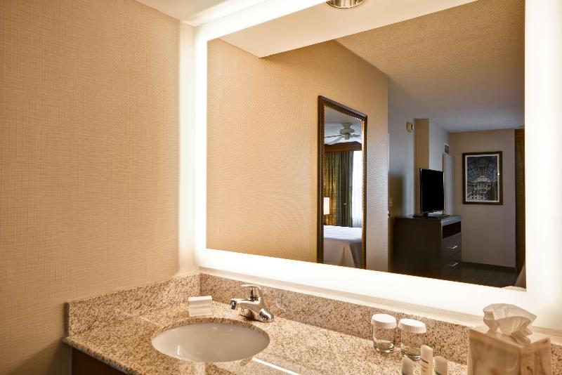 Номер Стандарт, Holiday Inn Express Hotel & Suites Bentonville, An Ihg