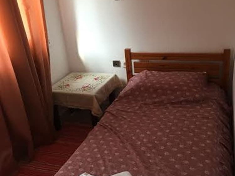 Семейные Апартаменты, Kavousanos Apartments