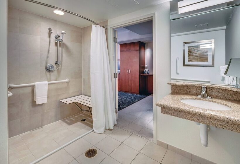 Номер Стандарт 2 Двуспальные Кровати, Courtyard By Marriott Jacksonville Beach Oceanfront