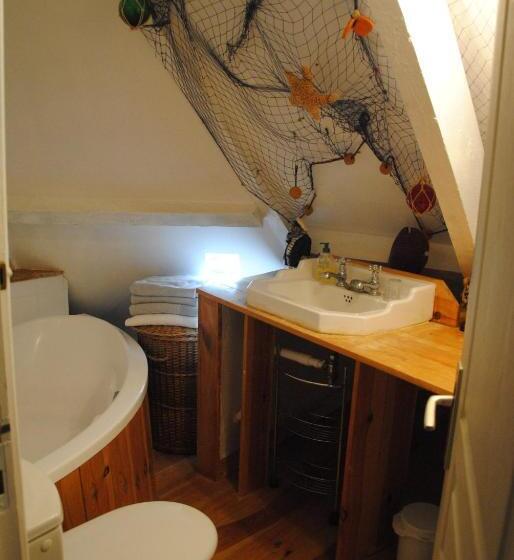 家庭套房, Chambres Chez Mounie