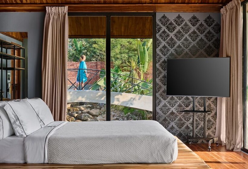 스위트, The Namkhan, A Small Luxury Hotel Of The World