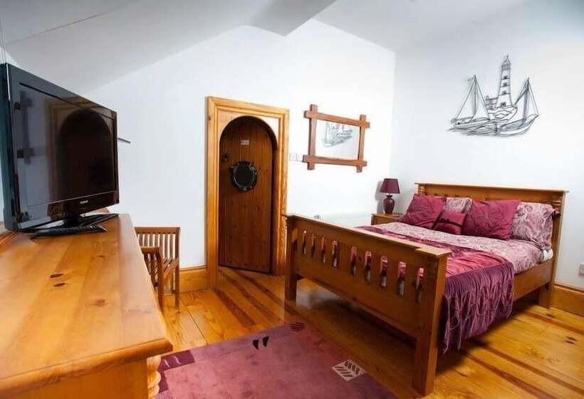 带1个卧室的带海景的公寓, The Moorings B&b