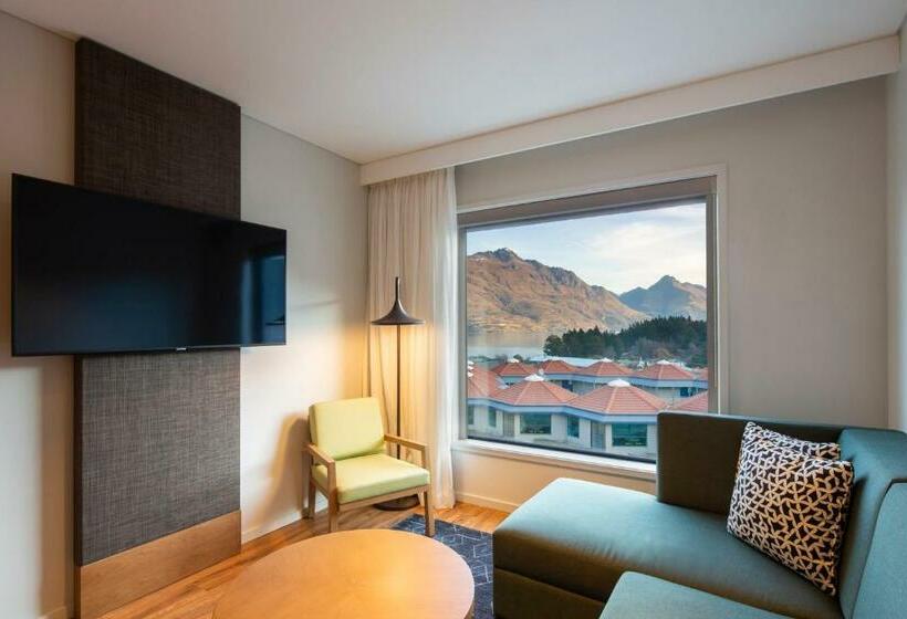 산 전망 스위트, Holiday Inn Express & Suites Queenstown, An Ihg
