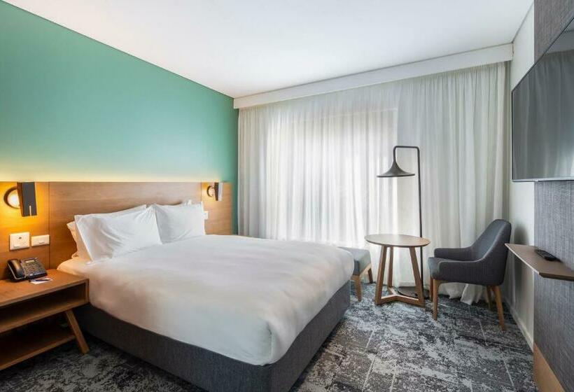 장애인을 위한 스탠다드 룸, Holiday Inn Express & Suites Queenstown, An Ihg