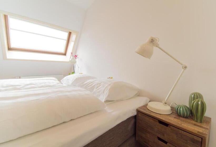 수피리어 룸, Pink Flamingo Boutique Hostel