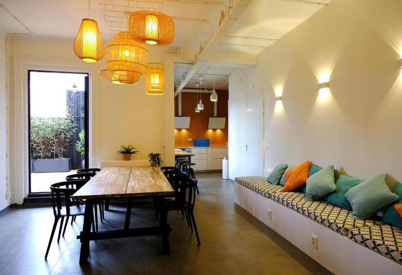 디럭스 룸 도시 전망, Pink Flamingo Boutique Hostel