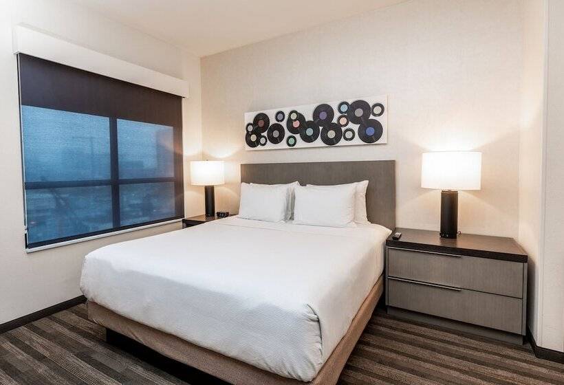 Lakosztály, Hyatt House Nashville Downtown Convention Center