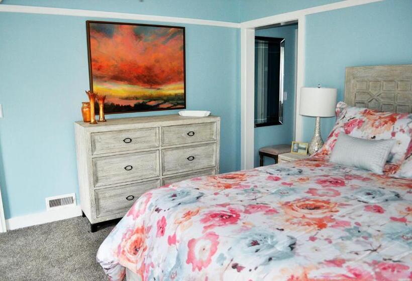 Трехместный Номер Deluxe, John Henry Bed & Breakfast