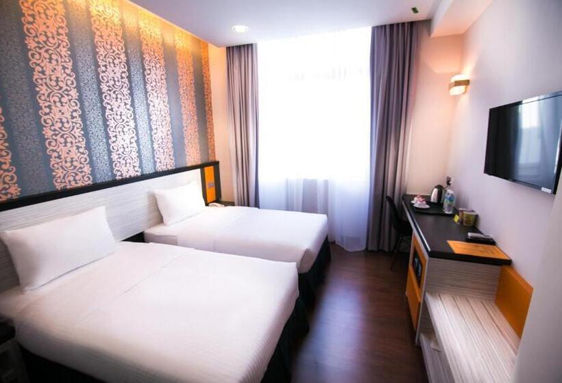 デラックスルーム, Indra Hotel   Boutique Suites