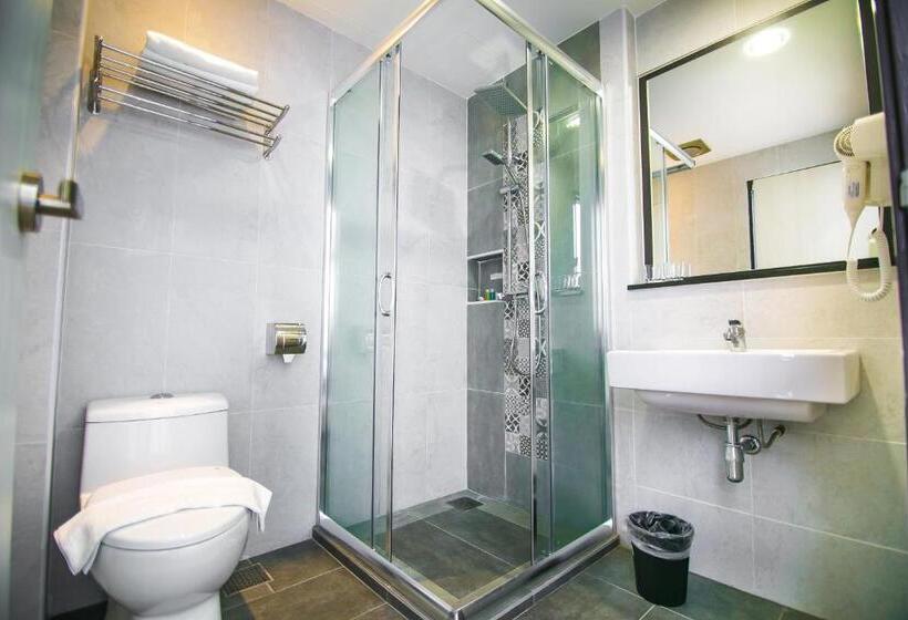 豪华家庭房间, Indra Hotel   Boutique Suites