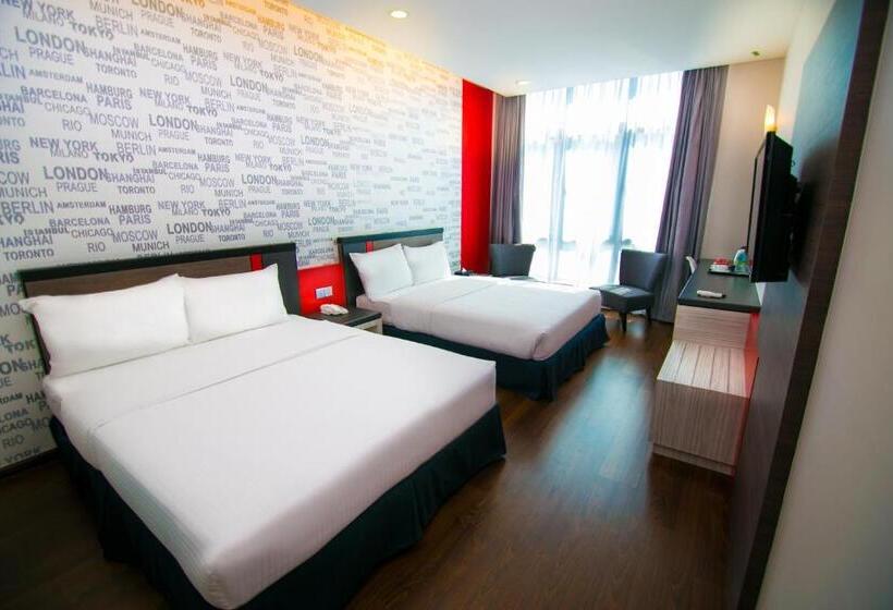 デラックスファミリールーム, Indra Hotel   Boutique Suites