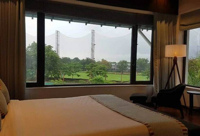 豪华房间, Gulmohar Greens   Golf & Country Club