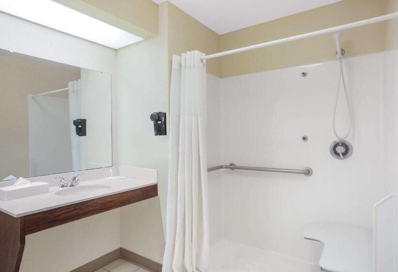 Номер Стандарт Кровать Кинг Адаптированный для Инвалидов, Baymont By Wyndham Tuscaloosa